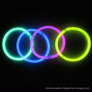glow bracelet with fluorescent
